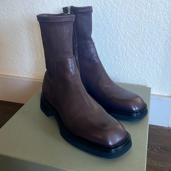 🔺NIB Liberty stretch leather square toe Boots red brown truffle - Picture 4 of 16